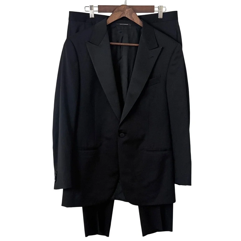 Ermenegildo Zegna Tuxedo Suit Black Multiseason Mila Wool 48C 43